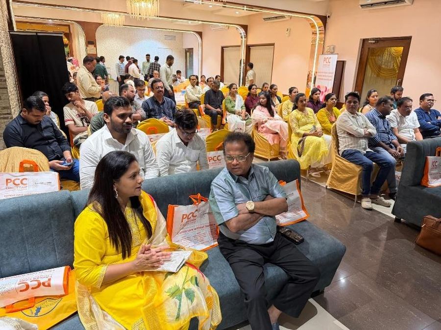 Doctors seated in the audience at the Doctors' Day precision oncology session