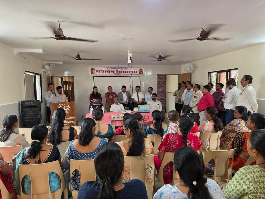 Women attending the awareness talk at the Ulhasnagar screening camp